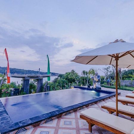 Sunday Huts Lembongan Hotel Exterior photo
