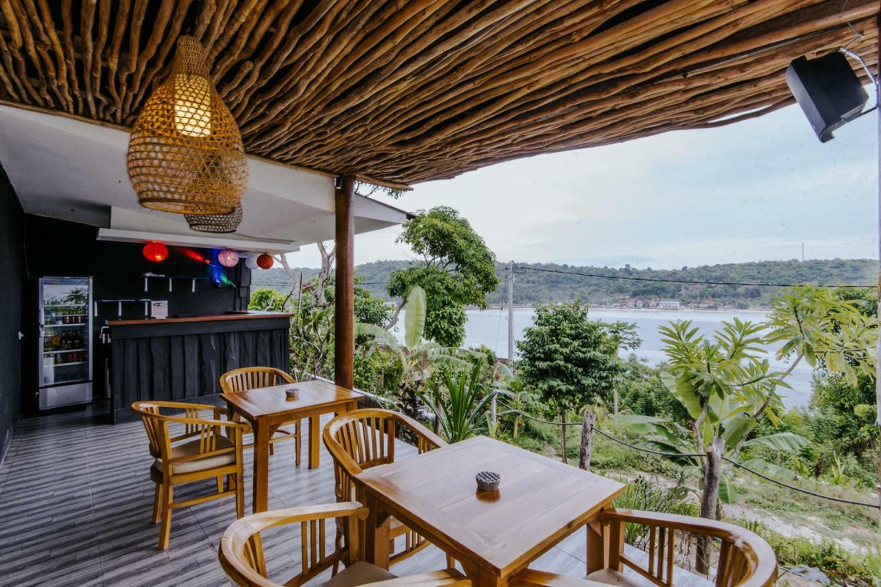 Sunday Huts Lembongan Hotel Exterior photo