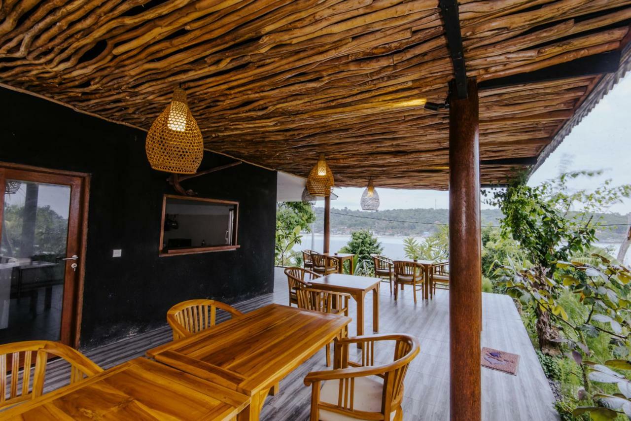 Sunday Huts Lembongan Hotel Exterior photo