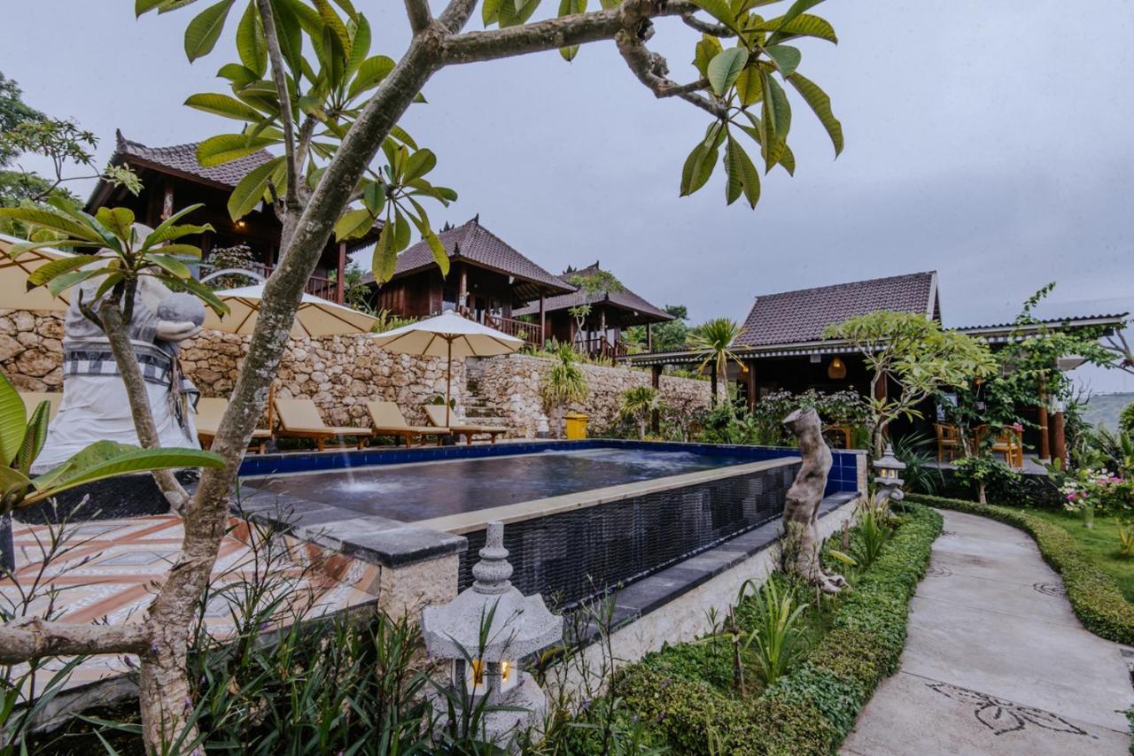 Sunday Huts Lembongan Hotel Exterior photo
