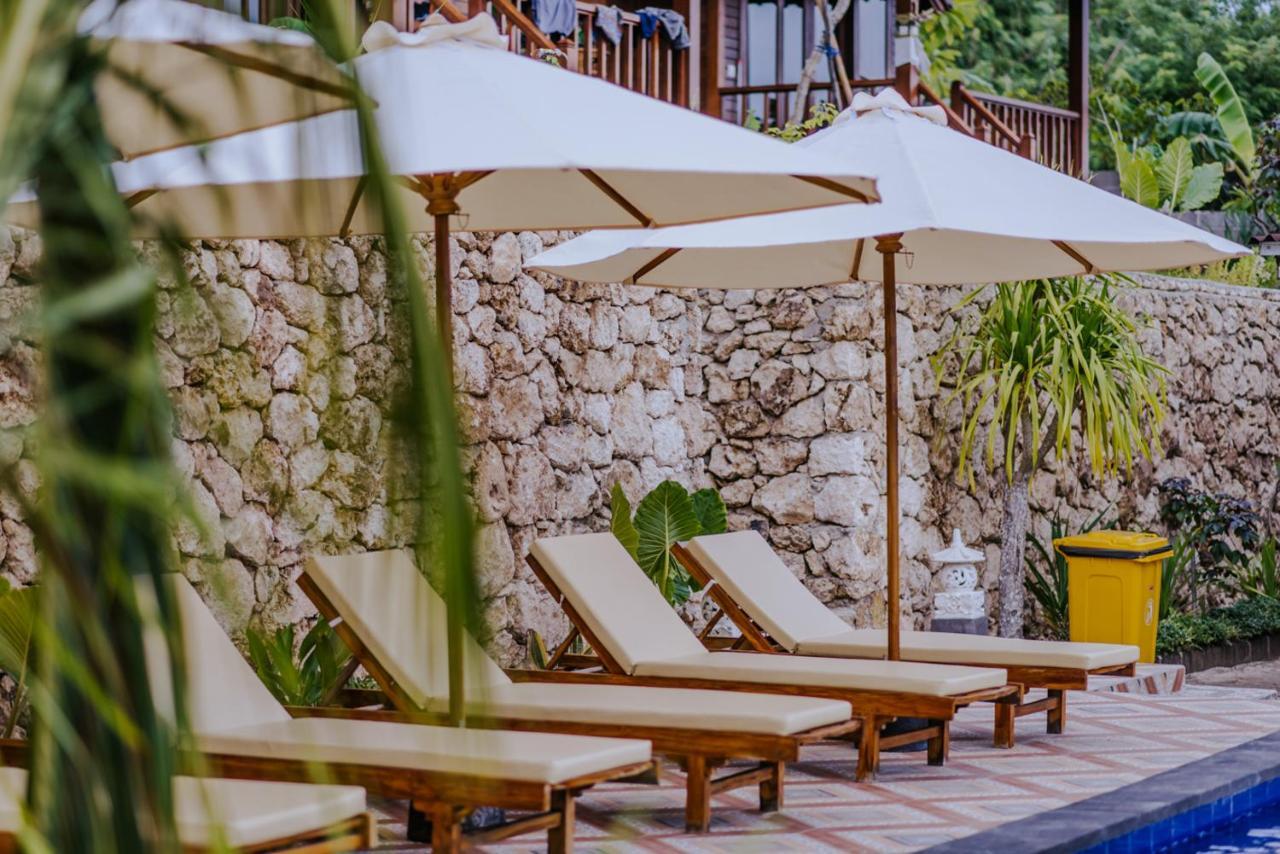 Sunday Huts Lembongan Hotel Exterior photo